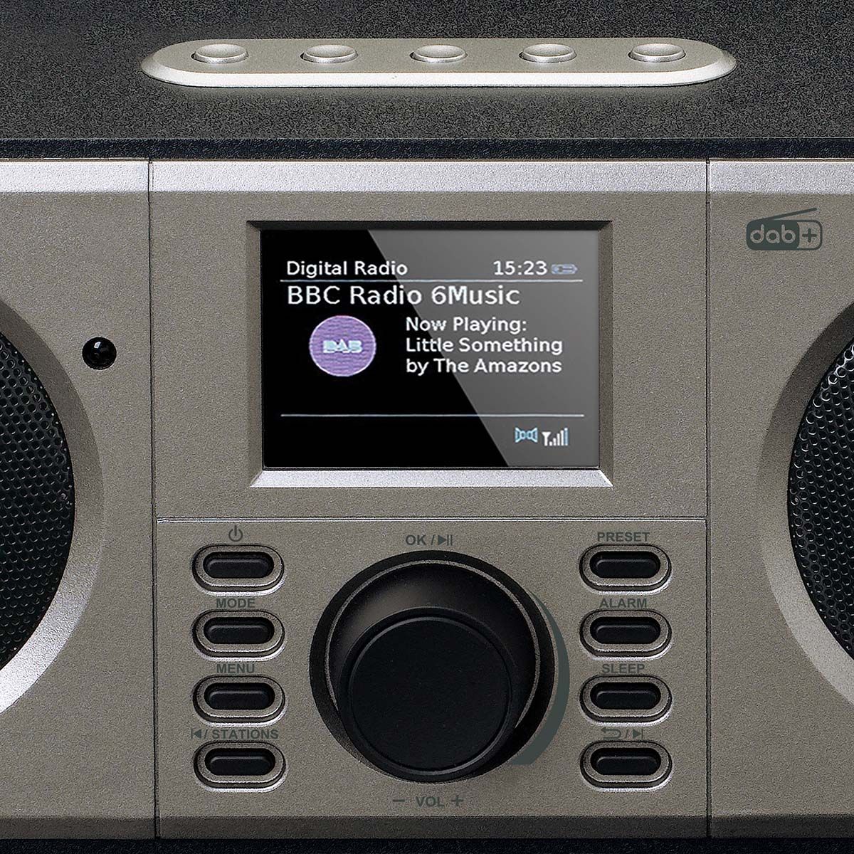 Stereo DAB+ radio med Bluetooth 5.0 - Alarm - Snooze - Sort