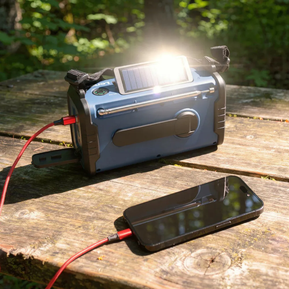 Bærbar DAB+/FM-Sveivradio med ASA- og Powerbankfunksjon for Nødstilfeller